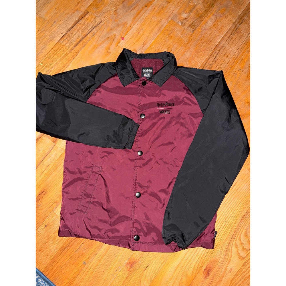 Vans x Harry Potter Coaches Jacket Burgundy Black Hogwarts Wands Mens Small